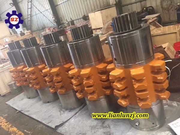 SGZ1000鏈輪組件等刮板機(jī)配件驗(yàn)收完畢！